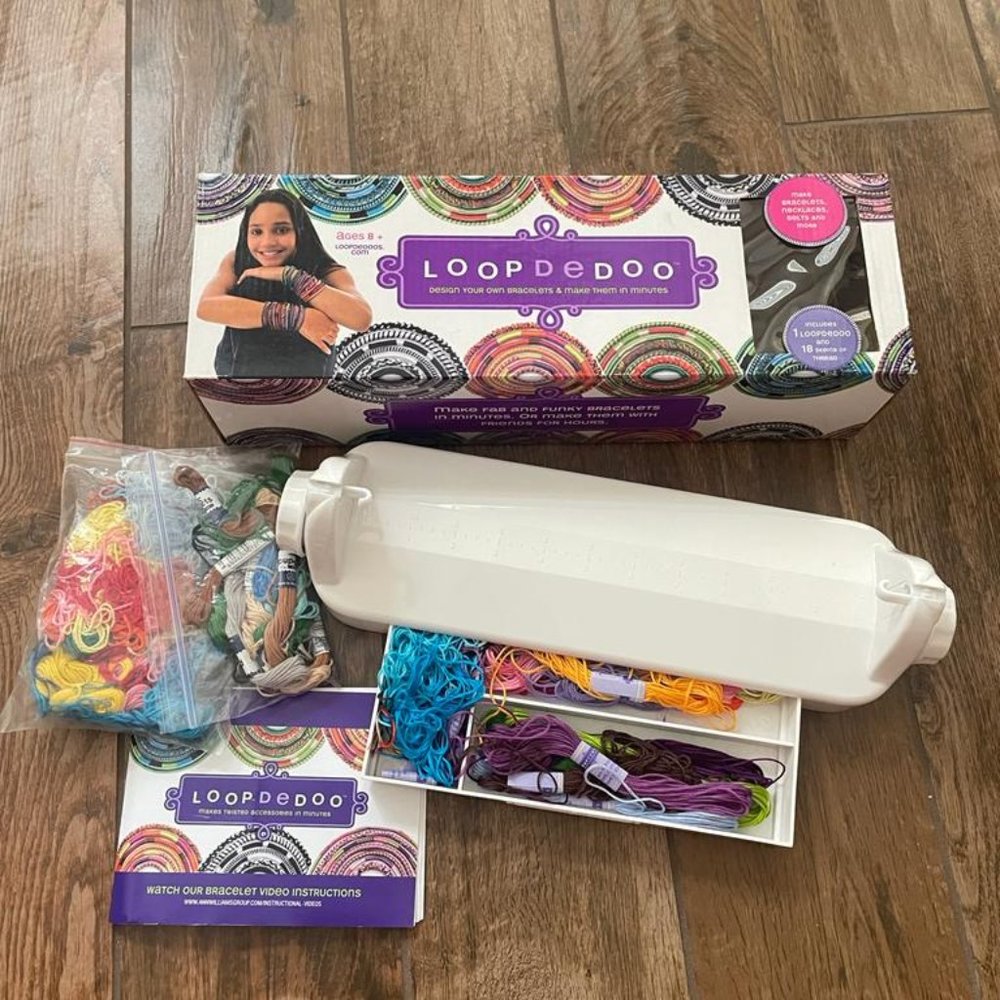 Loopdedoo Friendship Bracelet Maker Kit